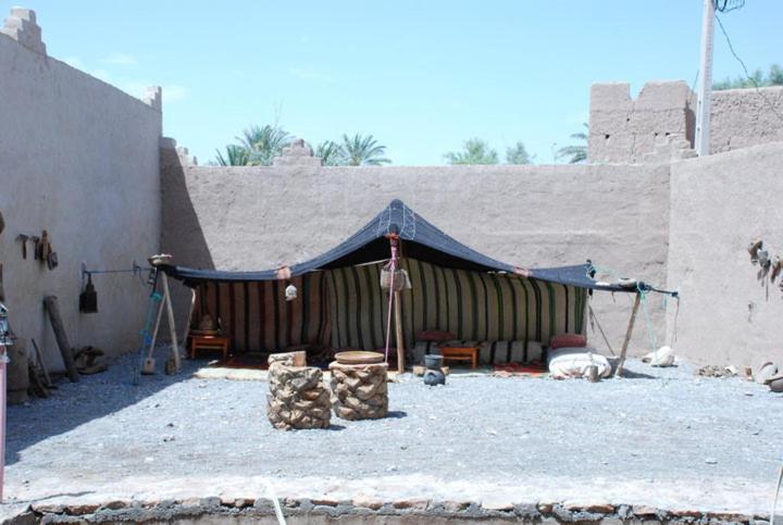 Hotel Kasbah Dar Dmana Skoura Esterno foto